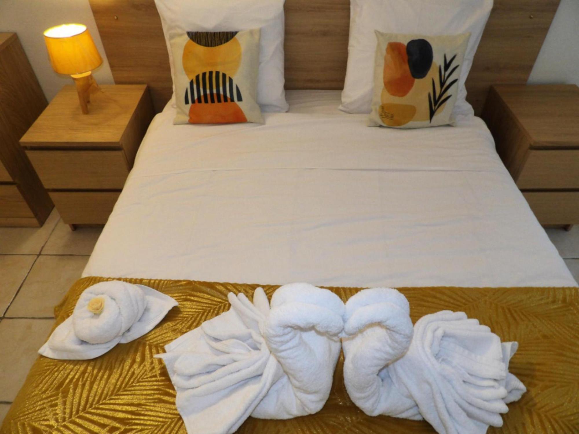 Le Cosy Wiener *Paris*Gare A 300 M*Disneyland* Шам-сюр-Марн Екстер'єр фото